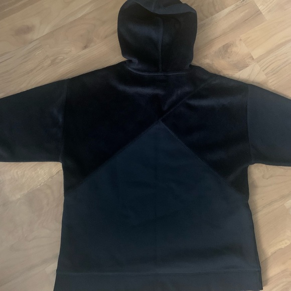 Oversized Velvety Hoodie: Puma - Picture 8 of 13